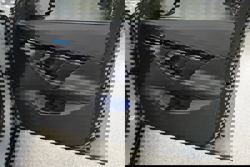 Used 2026 BMW 530i w/ M Sport Package image 43