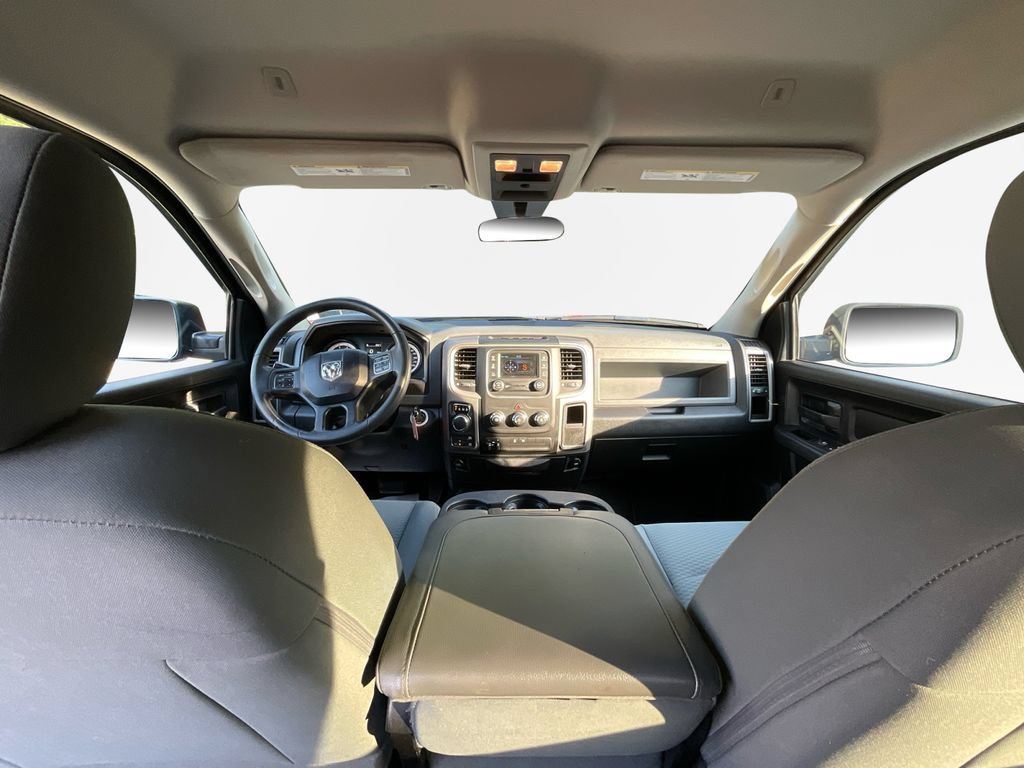 Used 2017 RAM 1500 Express AWD/4WD image 22
