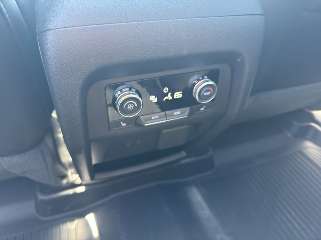 Used 2026 Buick Enclave Avenir w/ Super Cruise Package AWD/4WD image 13