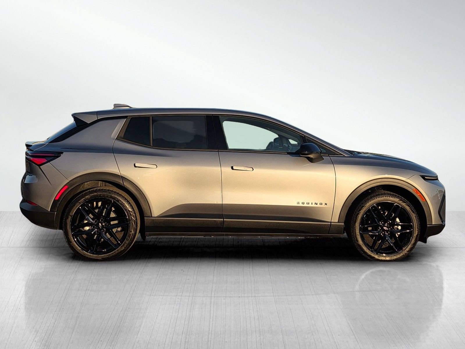 New 2026 Chevrolet Equinox EV LT w/ LPO, Blackout Package image 6