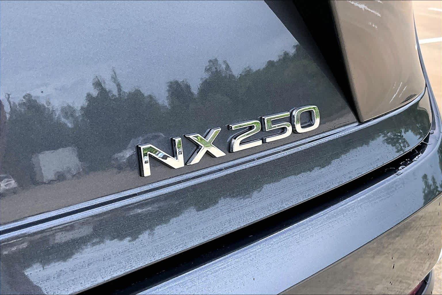 Certified 2025 Lexus NX 250 FWD w/ Accessory Package (Z1) image 10