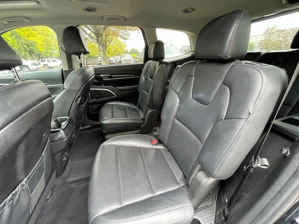 Used 2025 Kia Telluride S AWD/4WD image 27