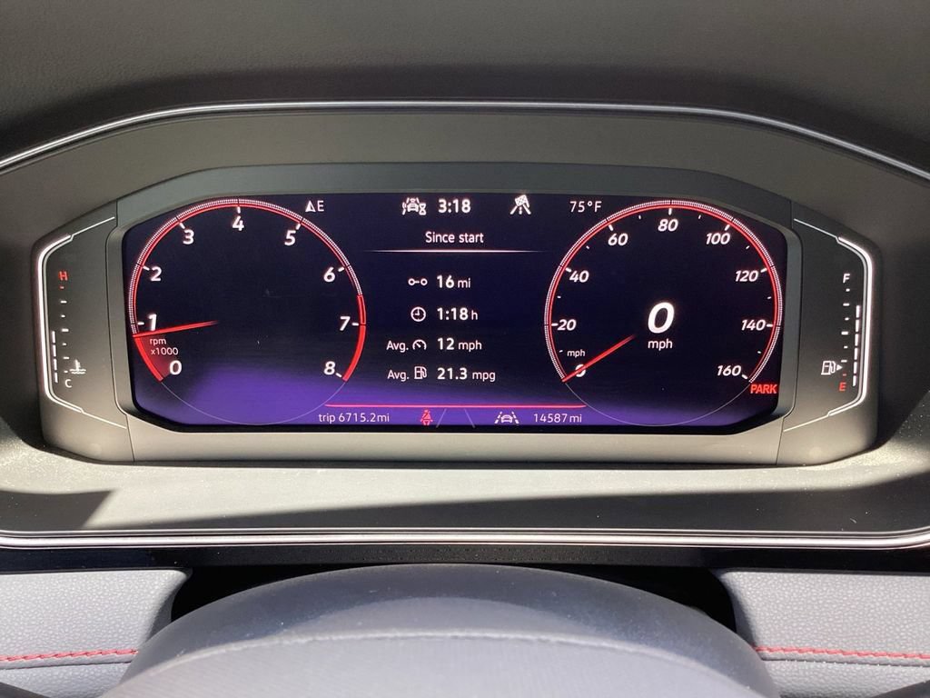 Used 2025 Volkswagen Jetta GLI Autobahn FWD image 22