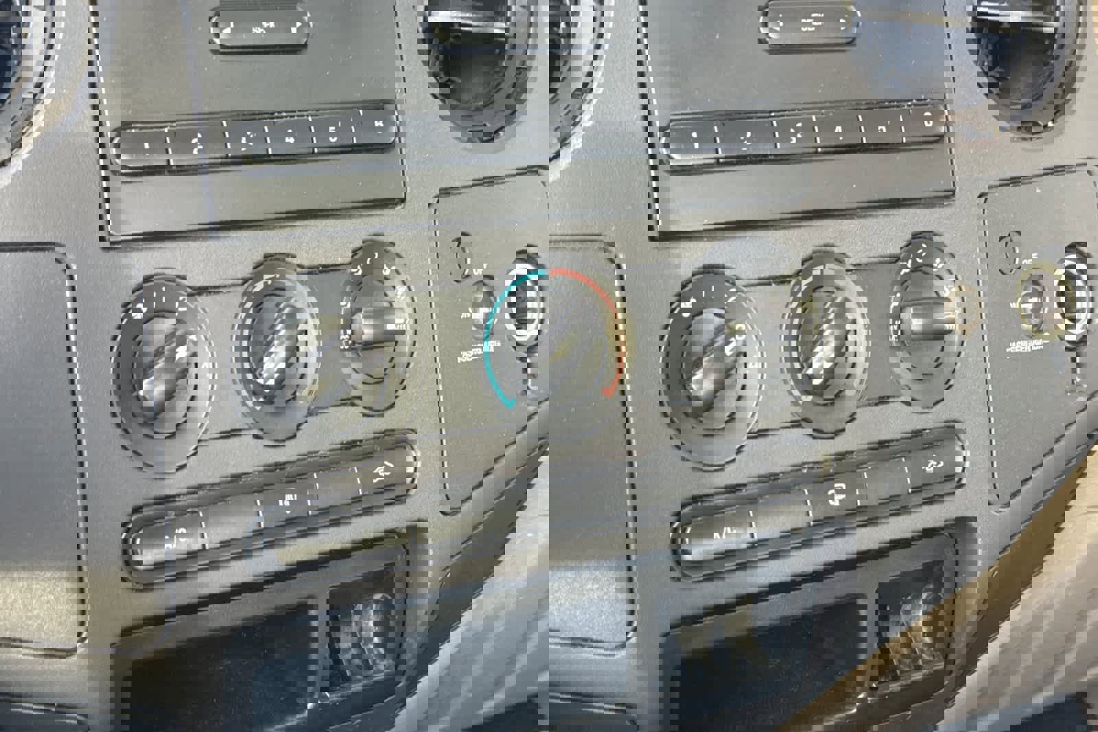 Used 2009 Ford F250 XL image 19