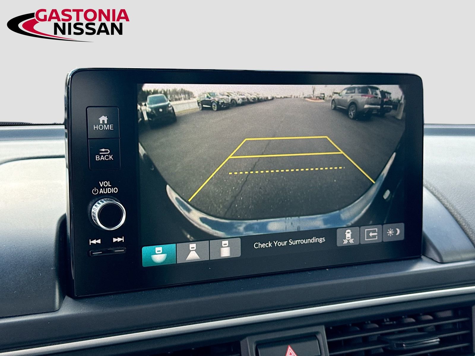 Used 2023 Honda Pilot Touring image 17