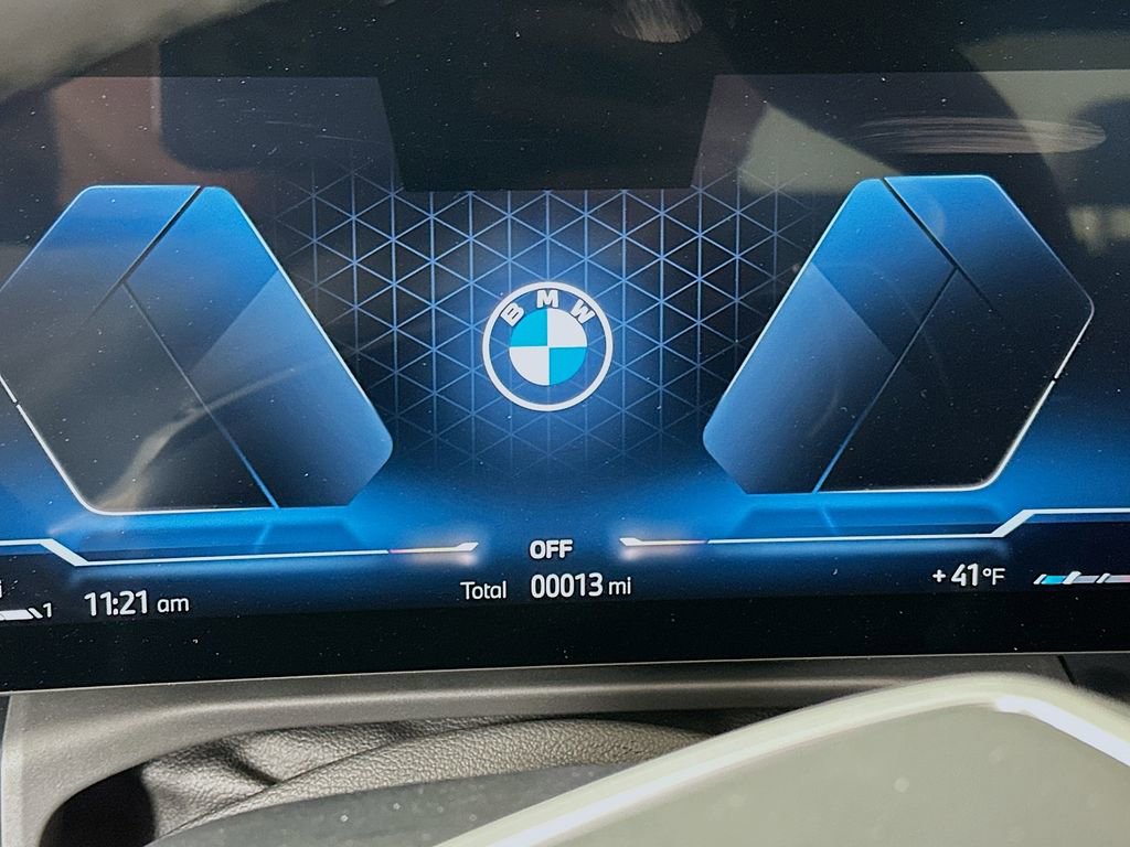 Used 2025 BMW 330i xDrive Sedan w/ M Sport Package image 14