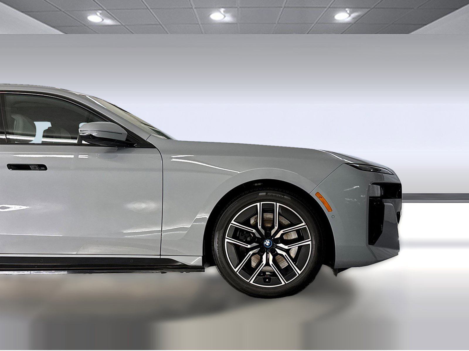 Used 2023 BMW i7 xDrive60 AWD/4WD image 35