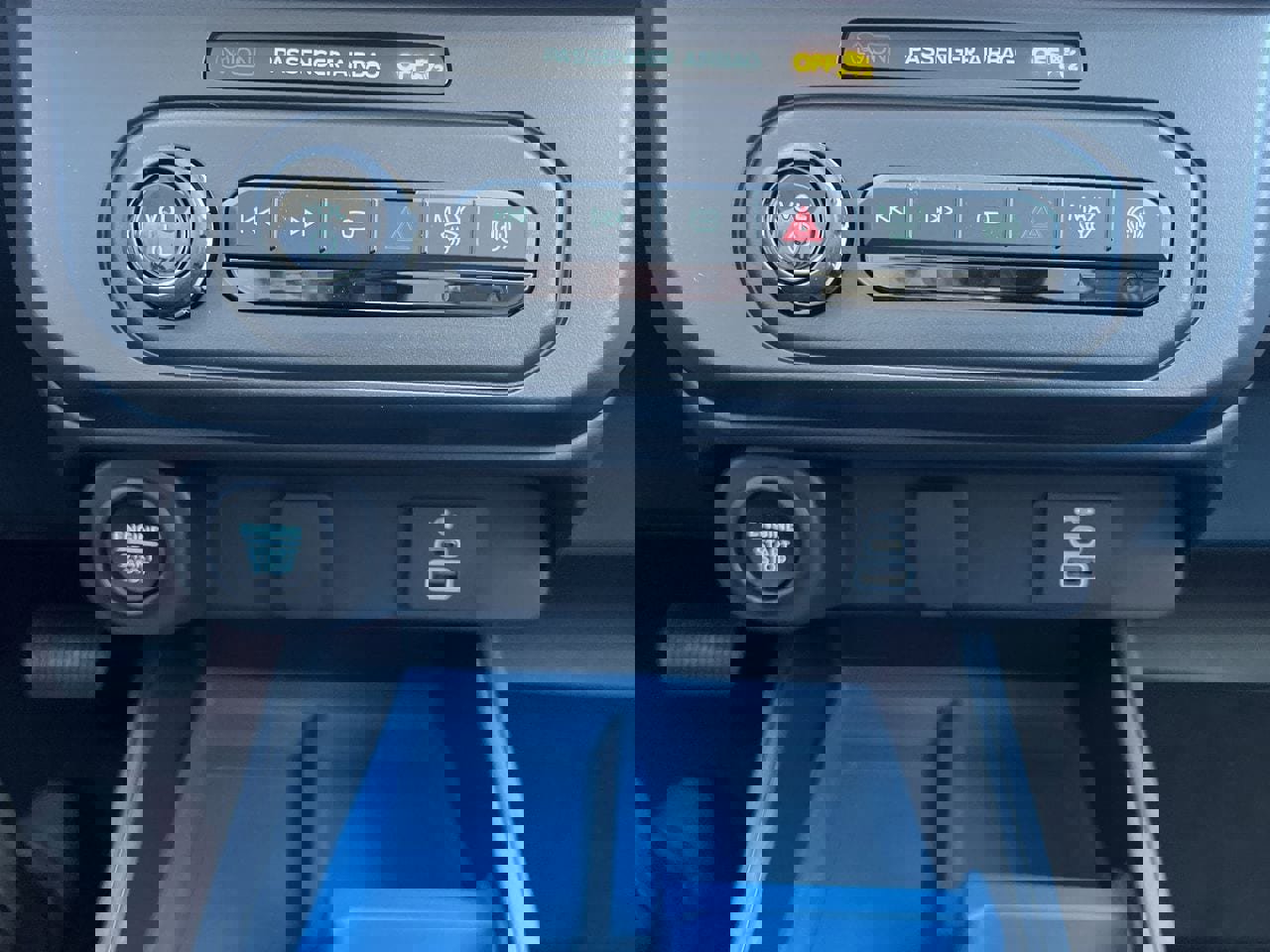 New 2026 Ford Maverick XLT w/ XLT Luxury Package image 5