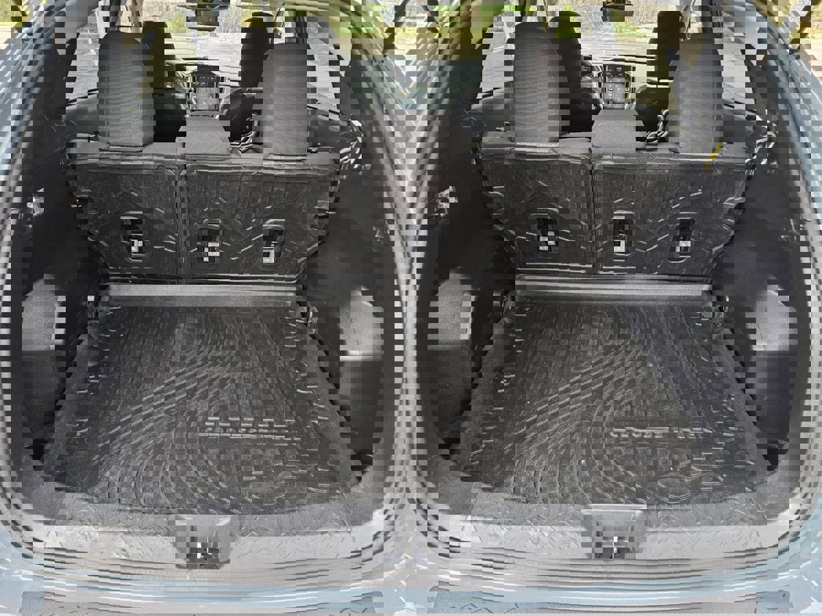 Used 2024 Subaru Crosstrek 2.0i Premium image 33