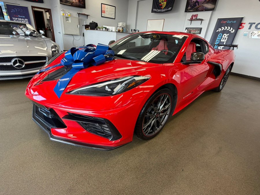 Used 2024 Chevrolet Corvette Stingray Coupe RWD image 9