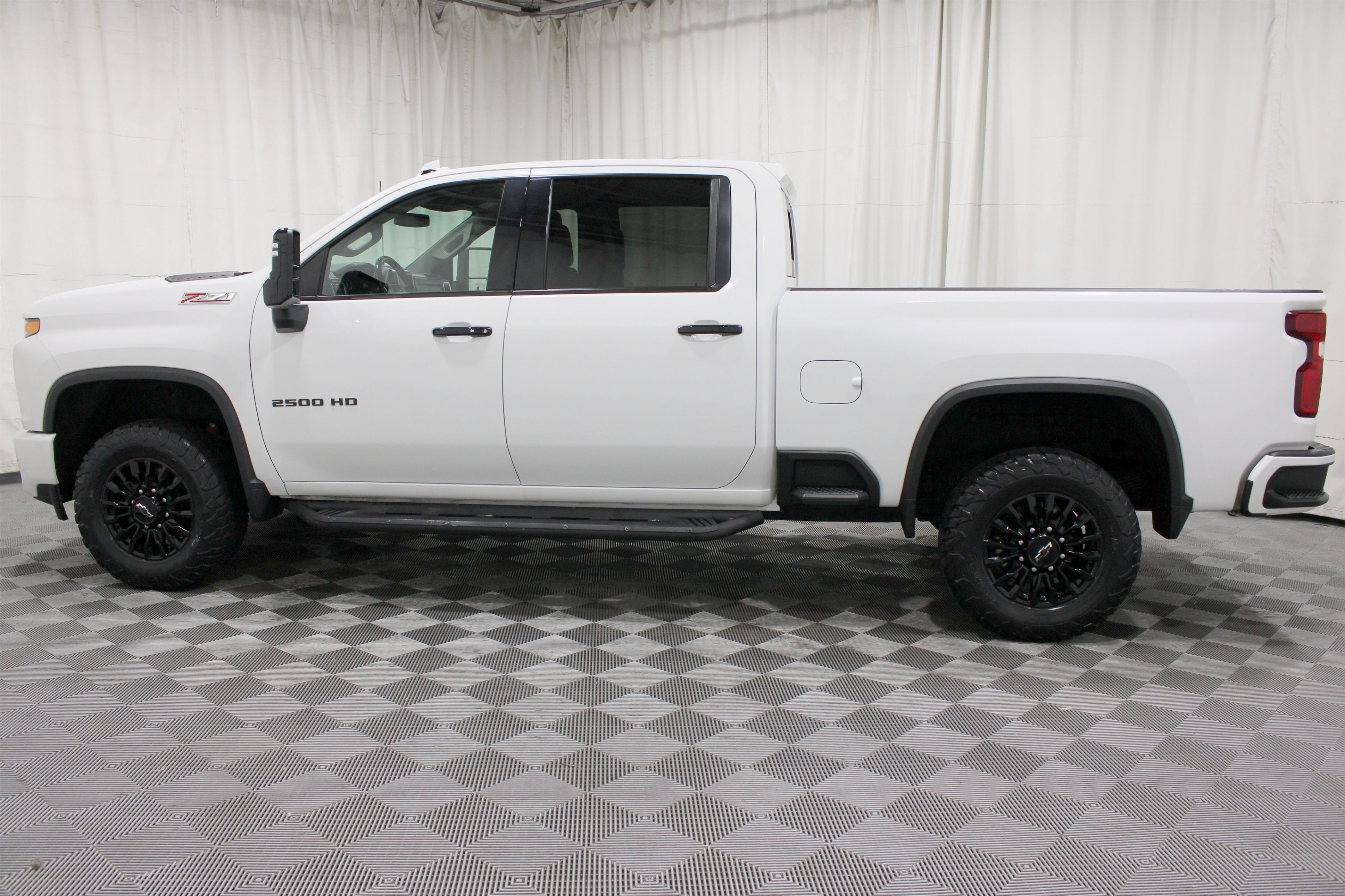 Used 2021 Chevrolet Silverado 2500 LTZ w/ LTZ Plus Package AWD/4WD image 30