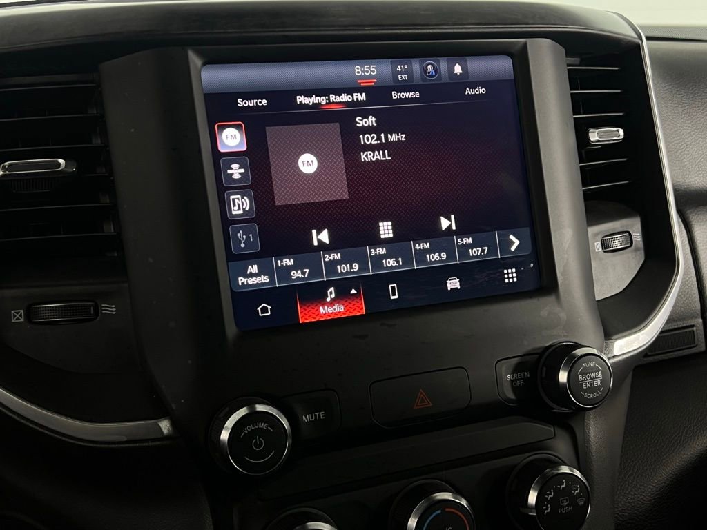 Used 2024 RAM 2500 Big Horn w/ Bed Utility Group image 17