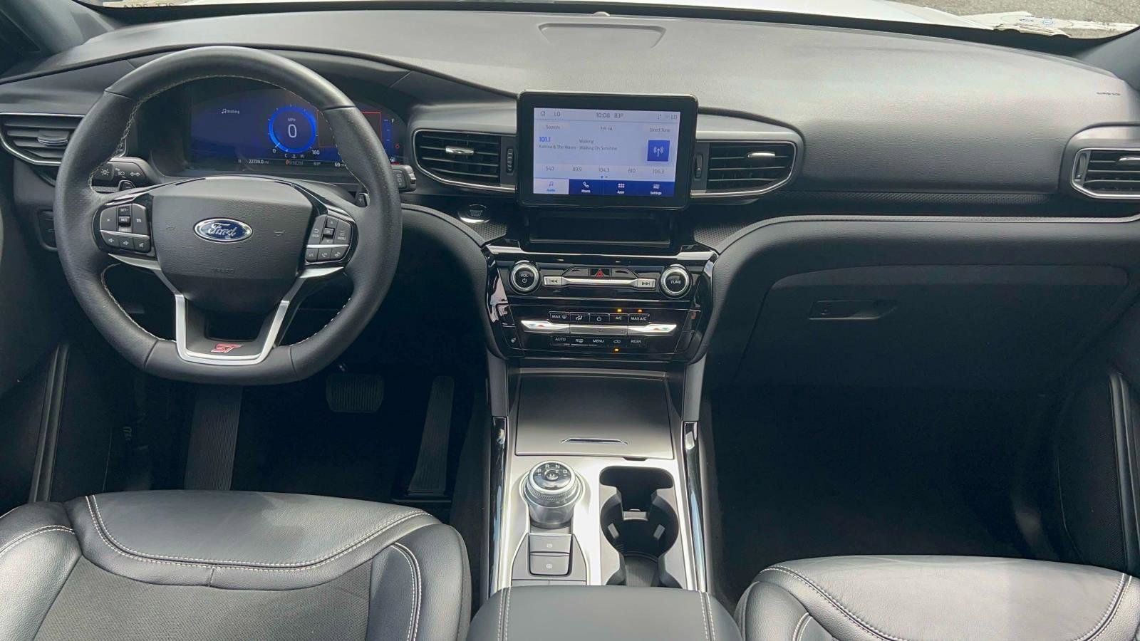 Certified 2022 Ford Explorer ST w/ ST Street Pack image 19