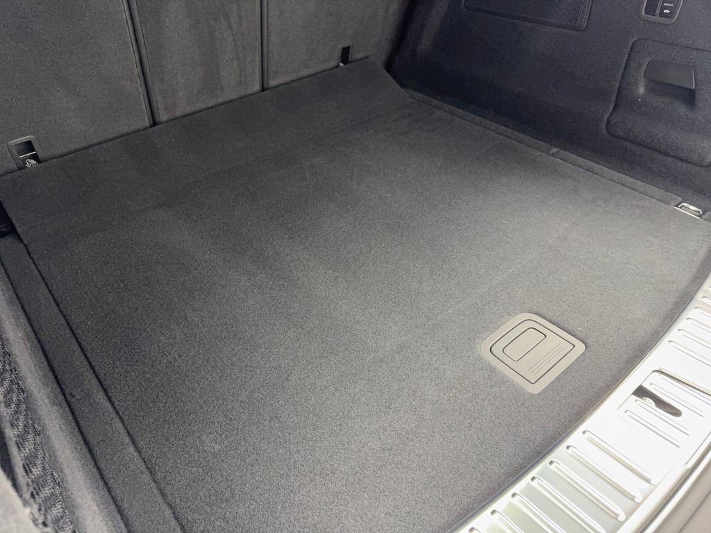 Used 2026 Porsche Cayenne Coupe image 83