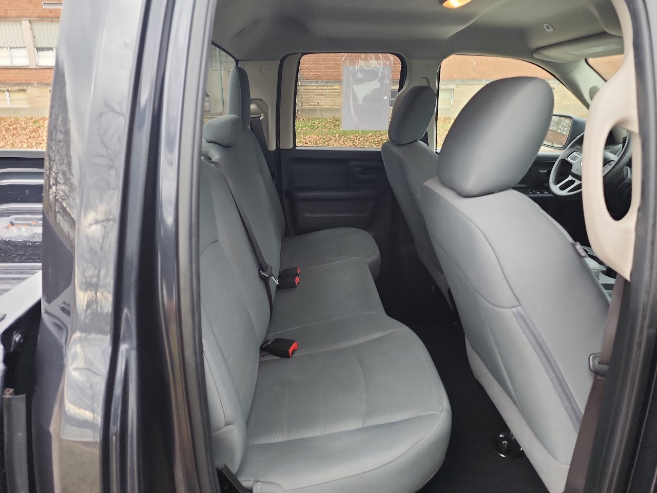 Used 2018 RAM 1500 ST w/ SXT Appearance Group image 11