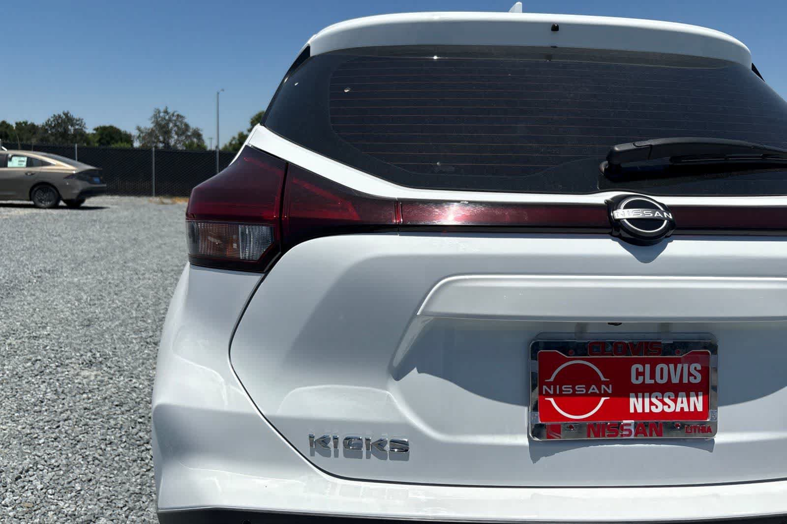 Used 2023 Nissan Kicks S w/ Interior Electronics Package FWD image 13