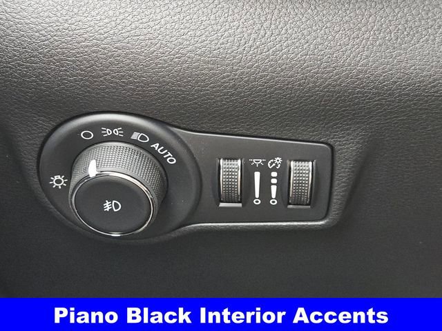 New 2026 Jeep Compass Latitude image 19