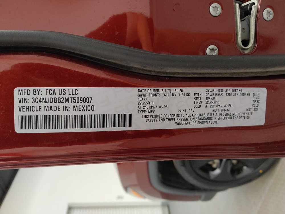 Used 2021 Jeep Compass Latitude AWD/4WD image 33