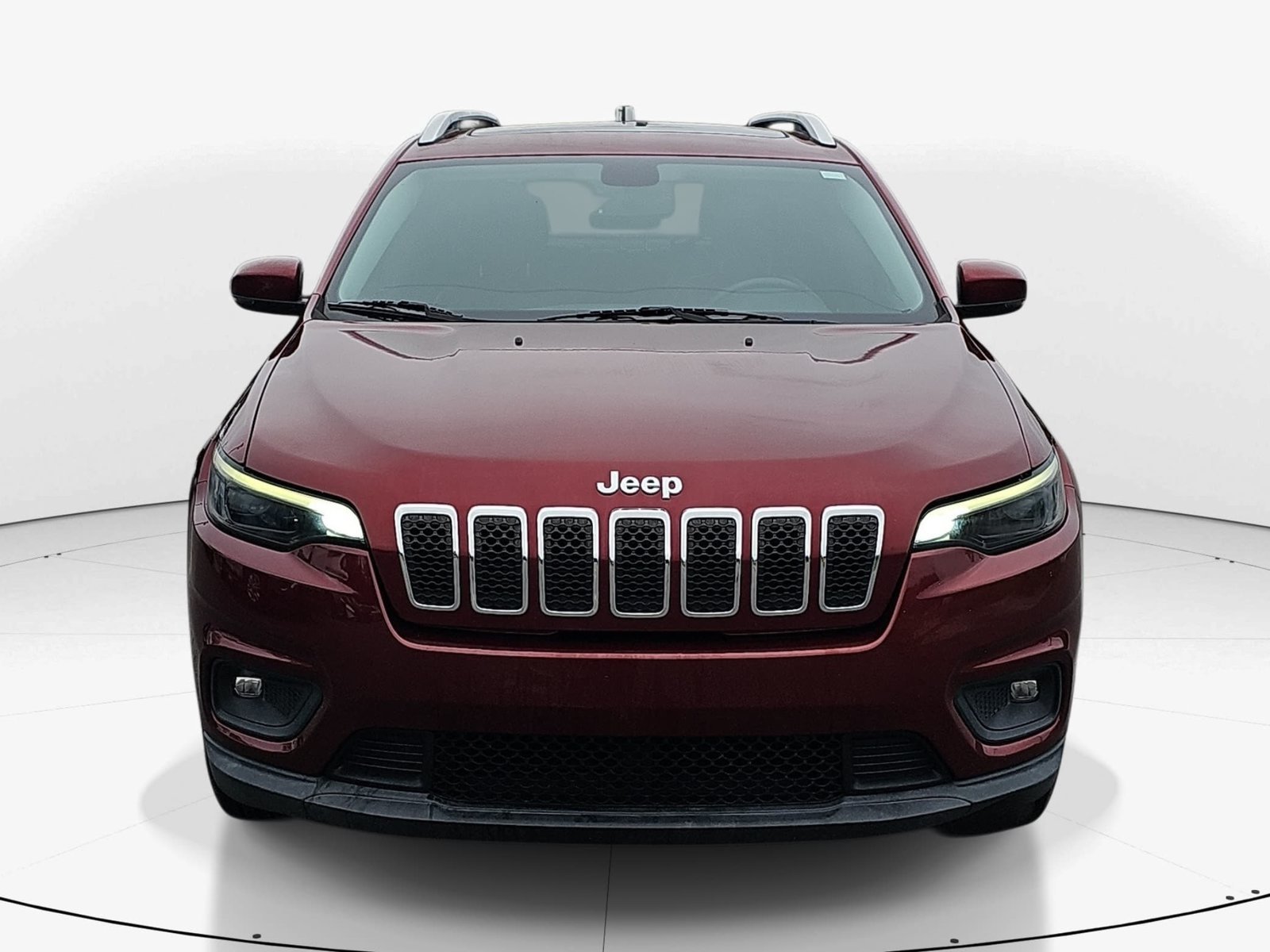 Used 2019 Jeep Cherokee Latitude Plus w/ Comfort/Convenience Group FWD image 12