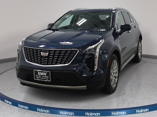 Used 2019 Cadillac XT4 Premium Luxury w/ Cold Weather Package AWD/4WD image 3