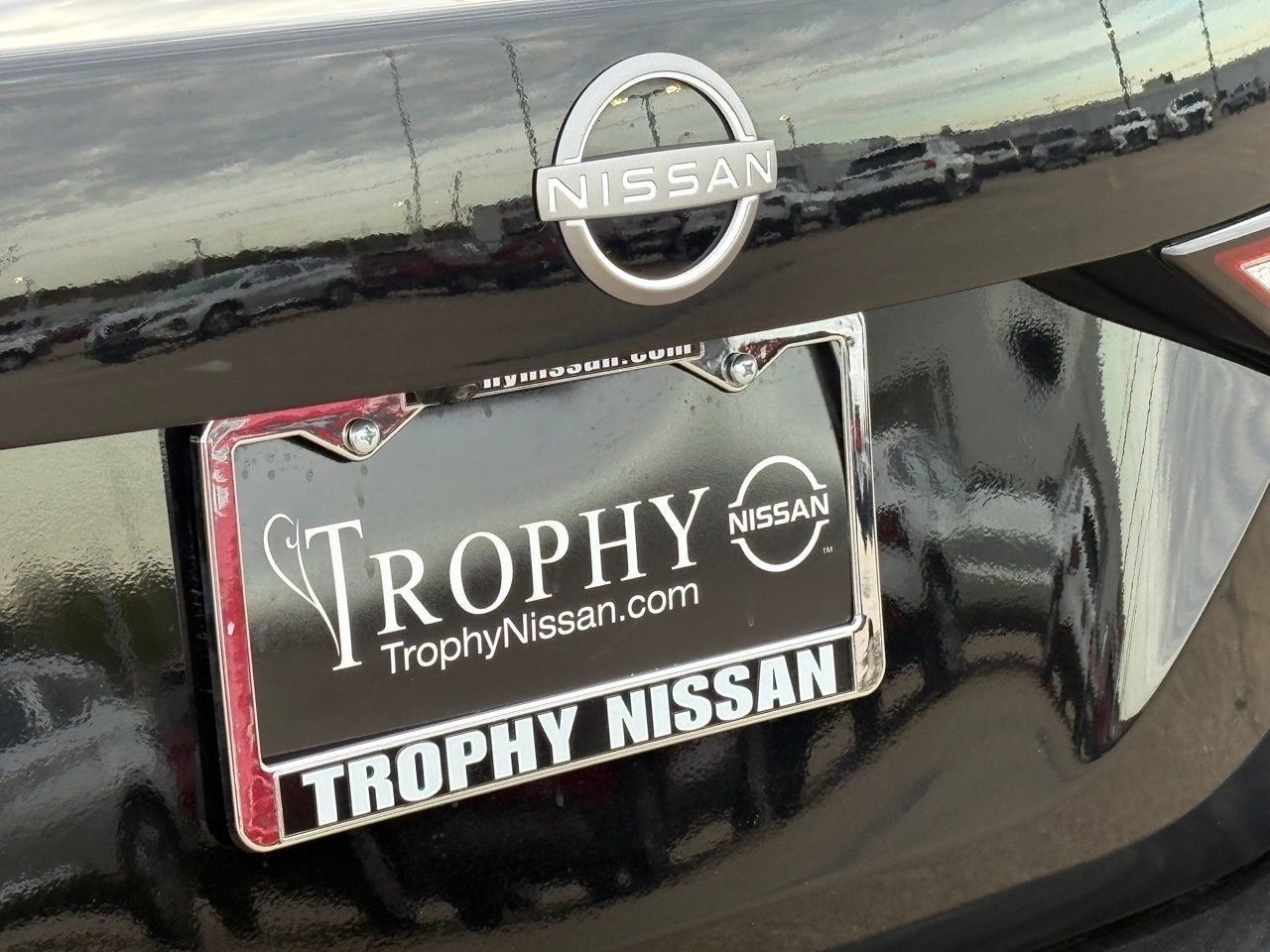 Certified 2025 Nissan Sentra S image 7