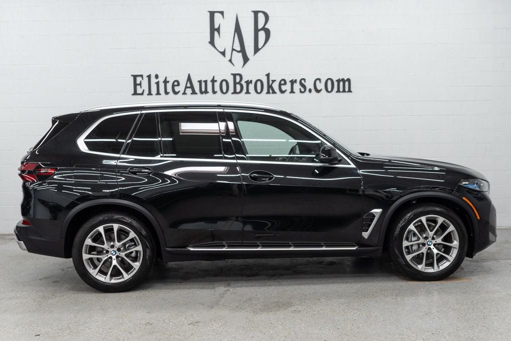 Used 2026 BMW X5 xDrive40i AWD/4WD image 5