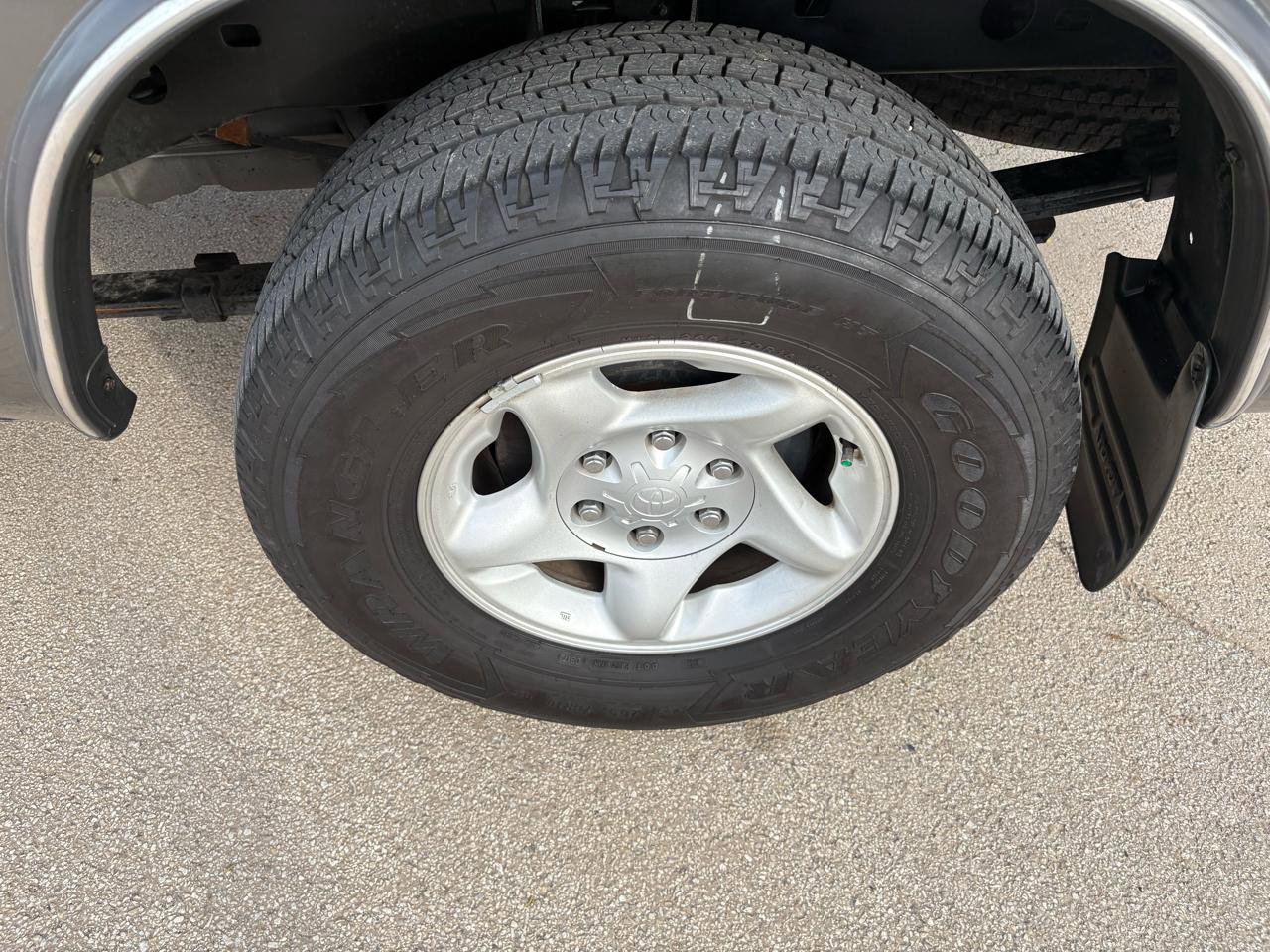 Used 2004 Toyota Tundra SR5 image 13