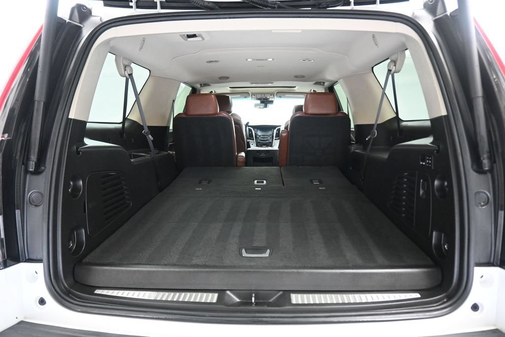 Used 2019 Cadillac Escalade ESV Luxury AWD/4WD image 60