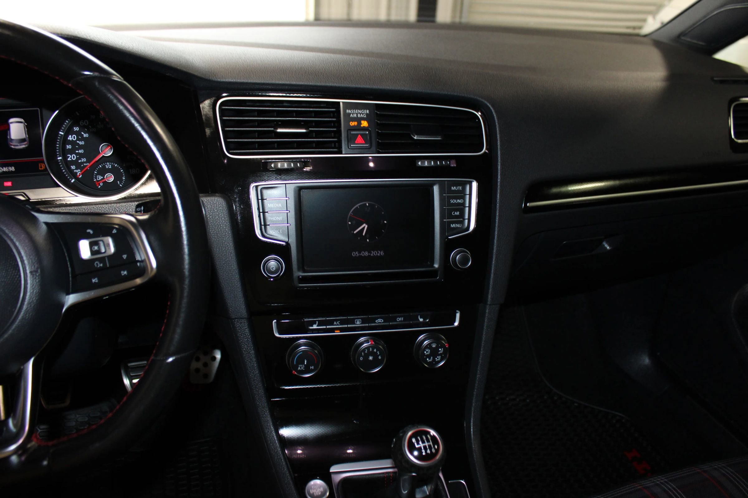 Used 2017 Volkswagen GTI Sport FWD image 14