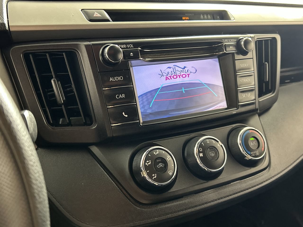 Used 2017 Toyota RAV4 LE FWD image 18