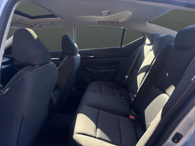 Used 2022 Nissan Altima 2.5 SV w/ SV Premium Package image 26