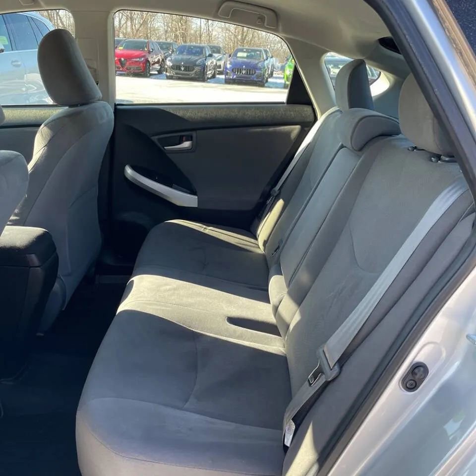 Used 2014 Toyota Prius Three w/ Solar Roof Package image 21