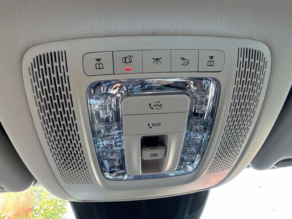 New 2026 Mercedes-Benz GLS 450 4MATIC image 22