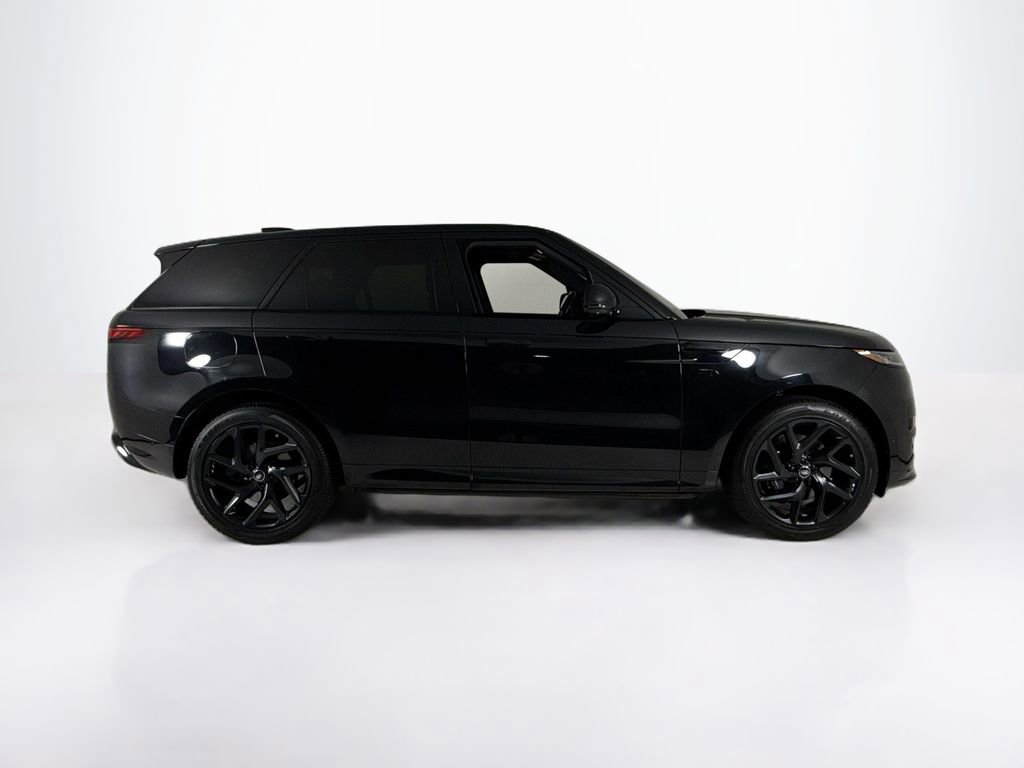 Used 2023 Land Rover Range Rover Sport SE Dynamic image 6
