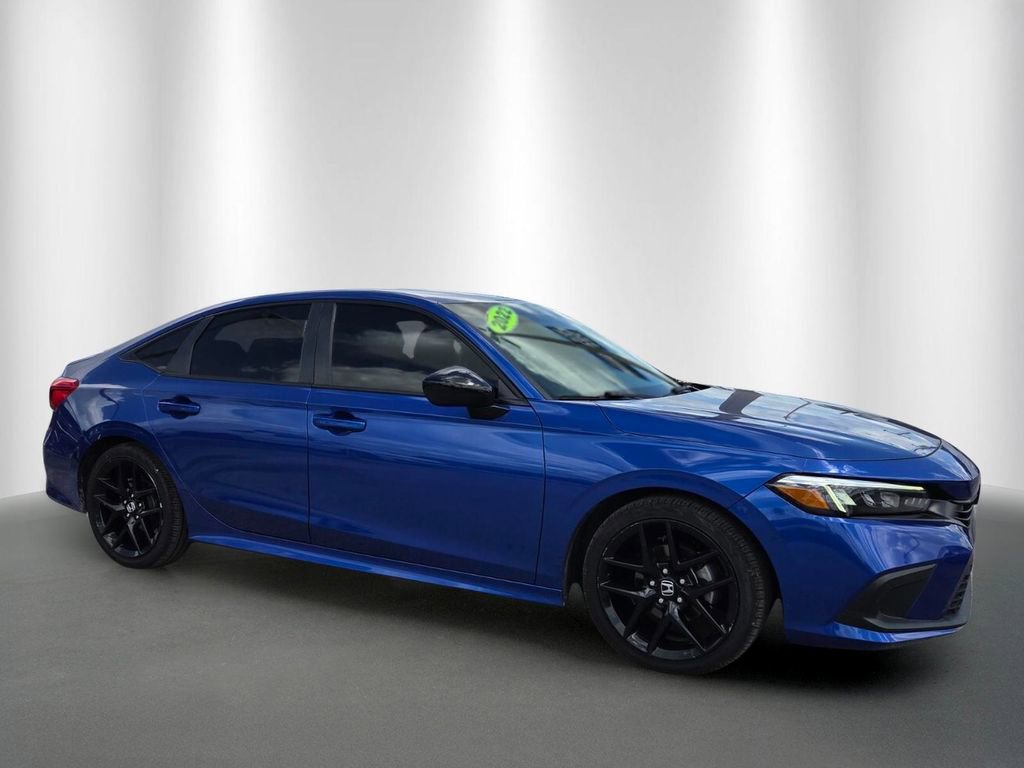 Used 2022 Honda Civic Sport image 2