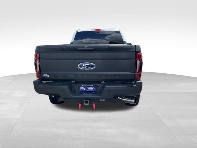 Used 2019 Ford F250 XLT w/ Snow Plow Prep Package AWD/4WD image 4