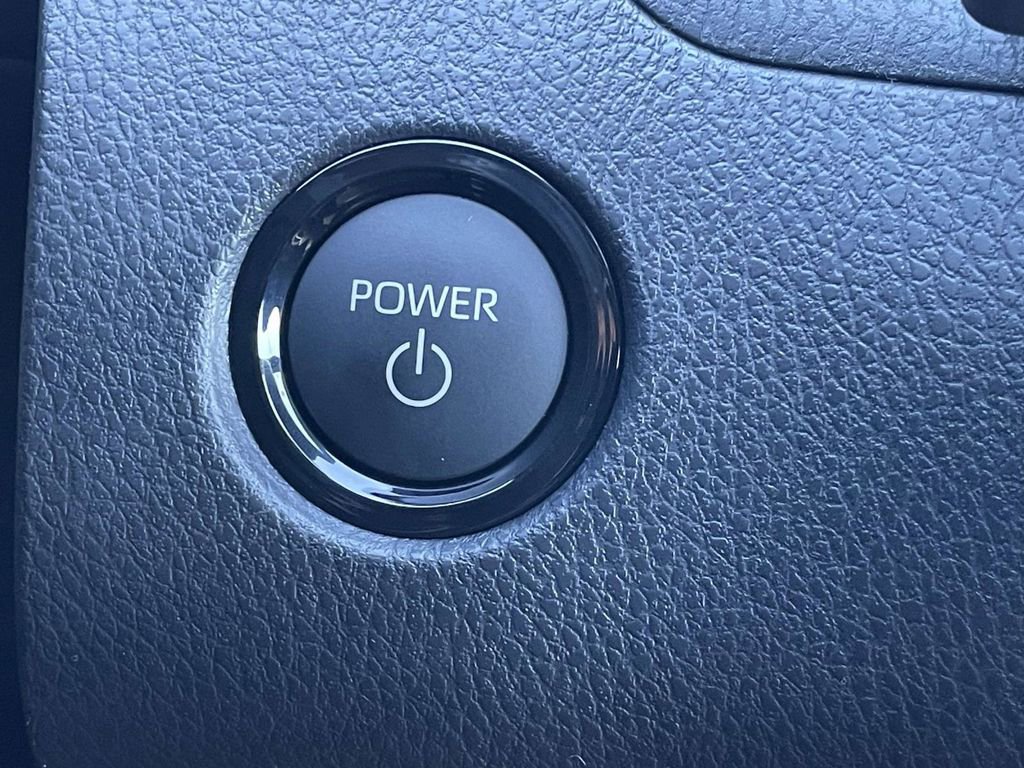 New 2026 Toyota Camry SE FWD image 34