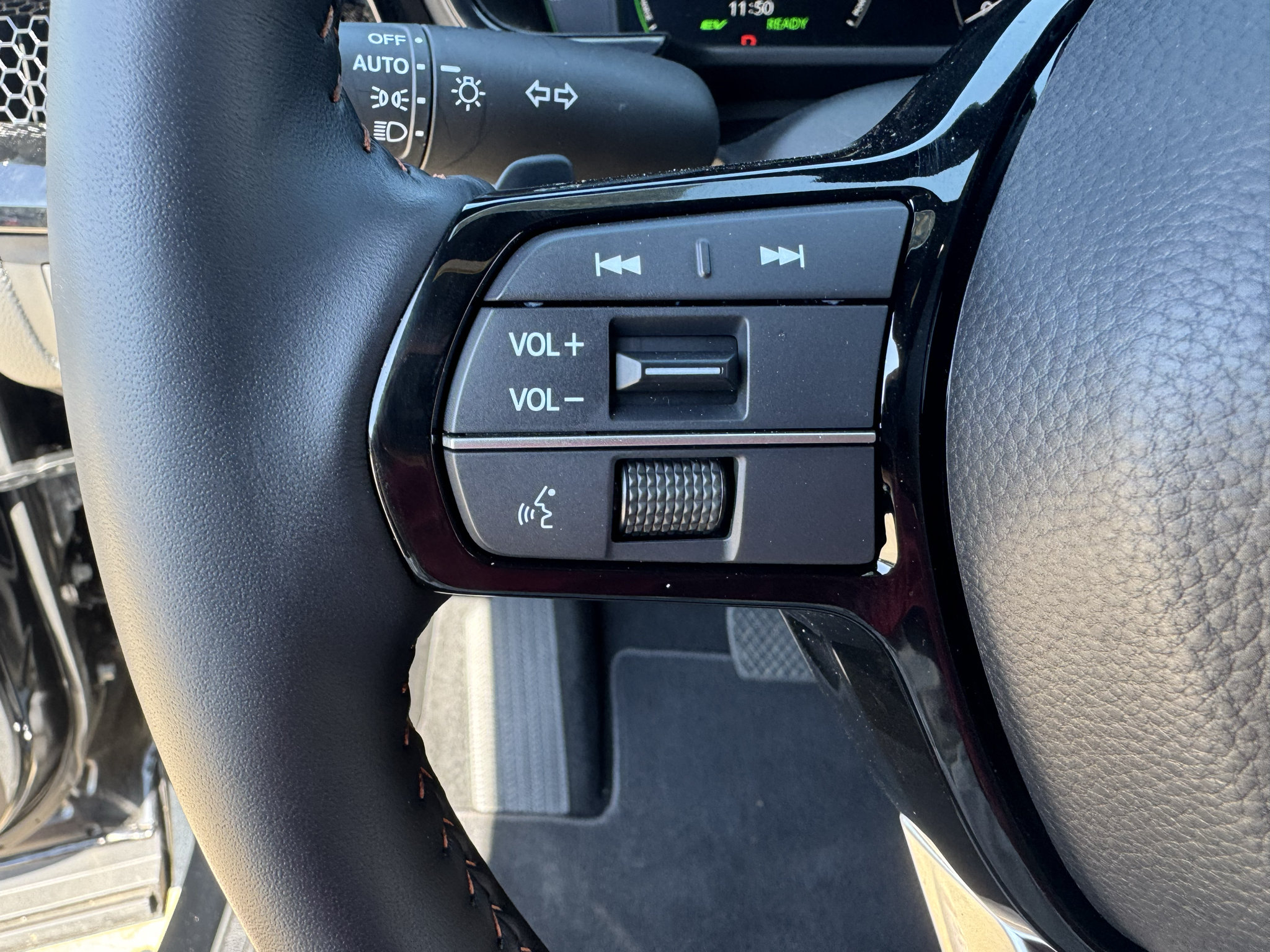 Certified 2026 Honda CR-V Sport Touring image 15