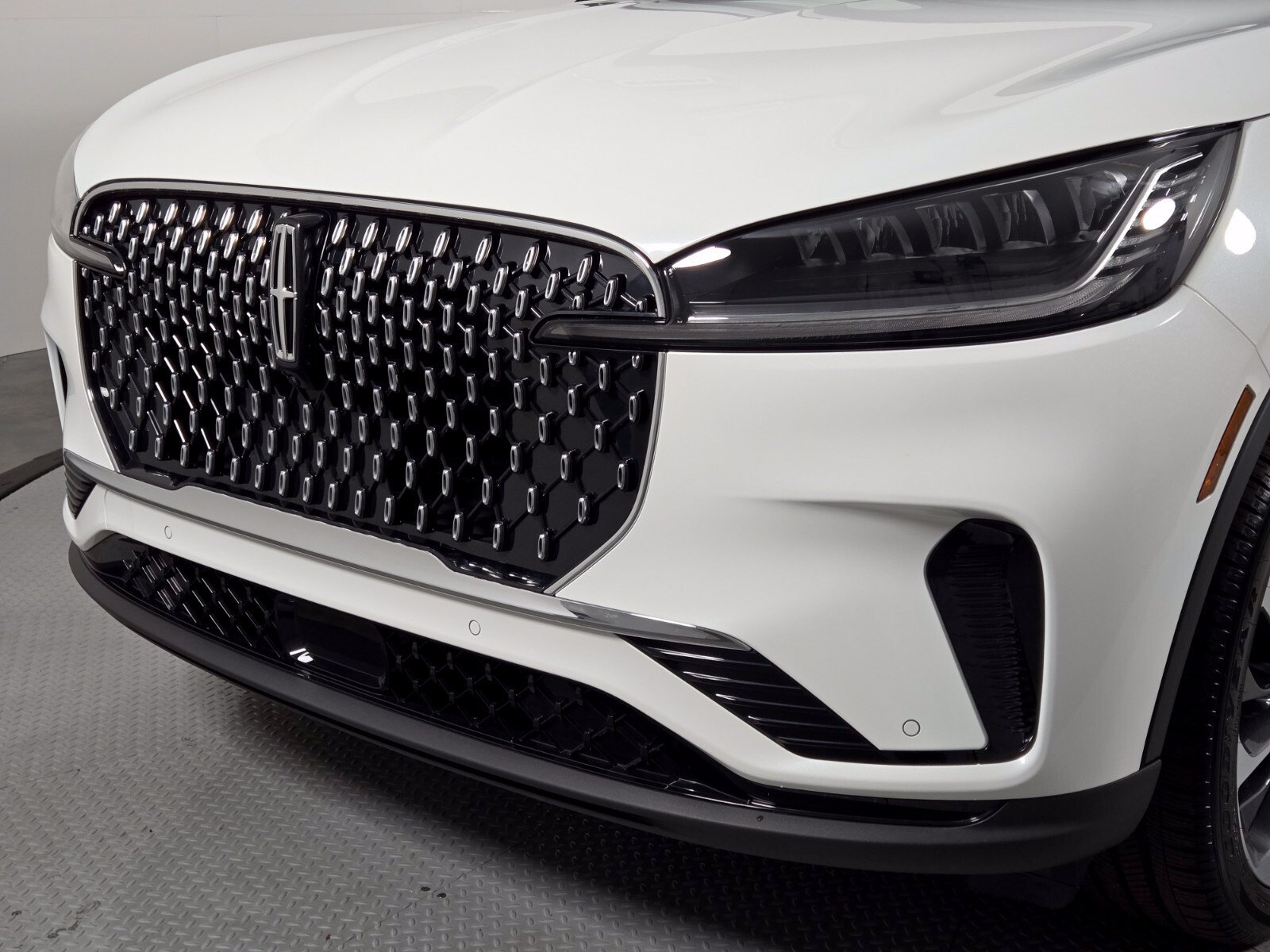 New 2027 Lincoln Aviator Reserve AWD/4WD image 10
