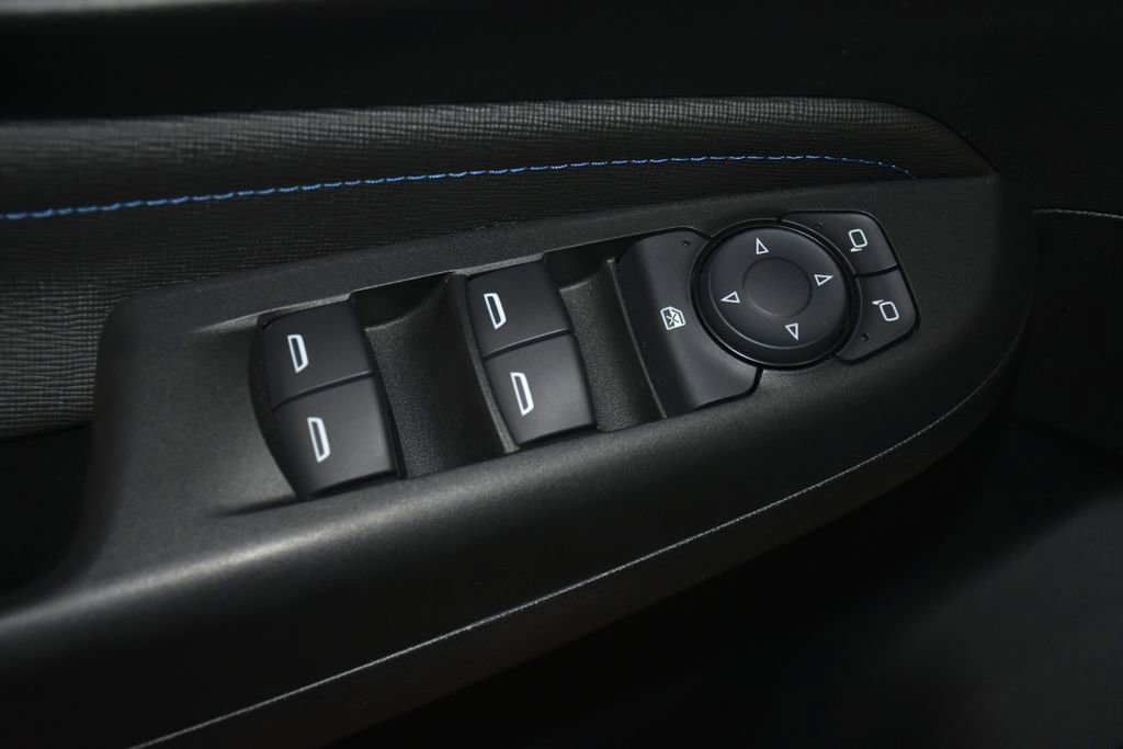 Used 2025 Buick Envista Sport Touring FWD image 23