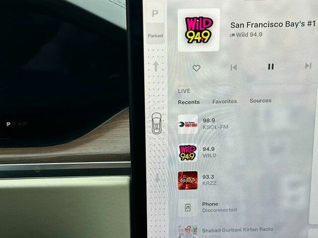 Used 2022 Tesla Model X image 26