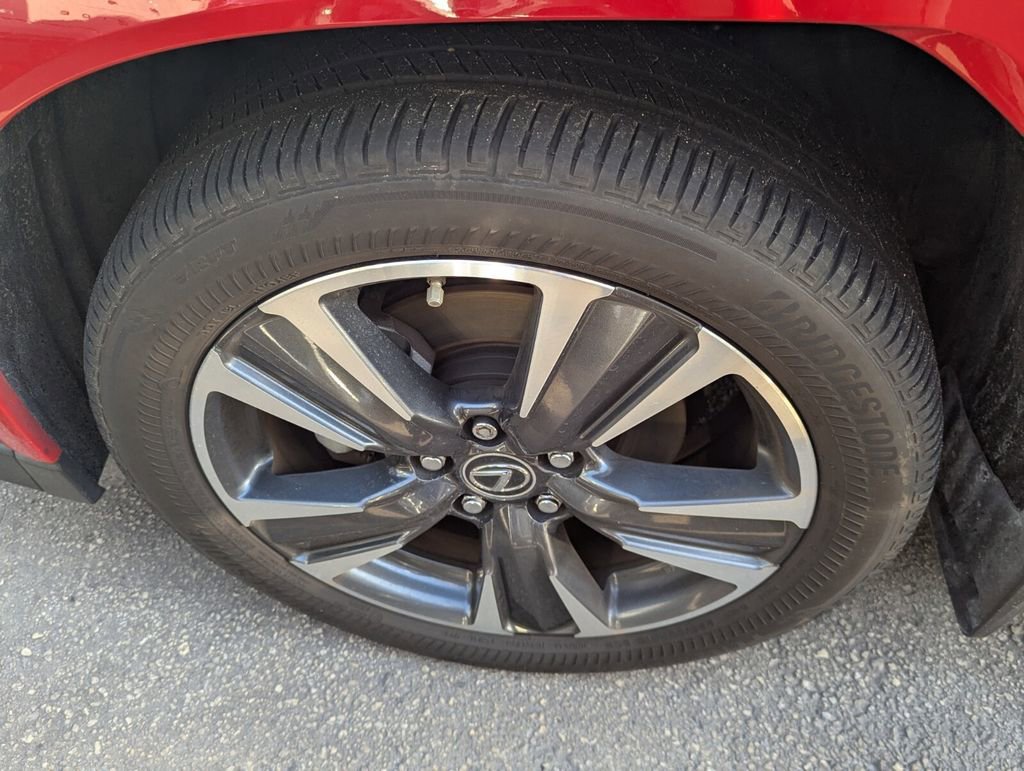 Used 2024 Lexus UX 250h FWD w/ Premium Package image 19