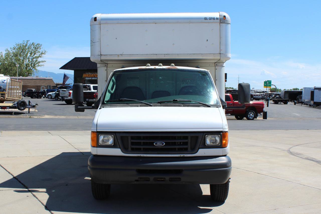 Used 2007 Ford E-450 and Econoline 450 RWD image 3