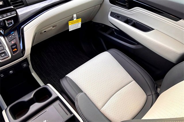 New 2026 Honda Odyssey Elite image 21