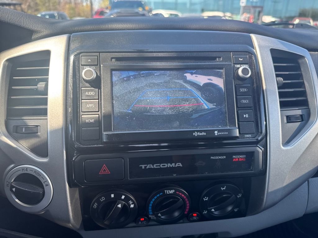 Used 2015 Toyota Tacoma 4x4 Double Cab w/ SR5 Package image 18