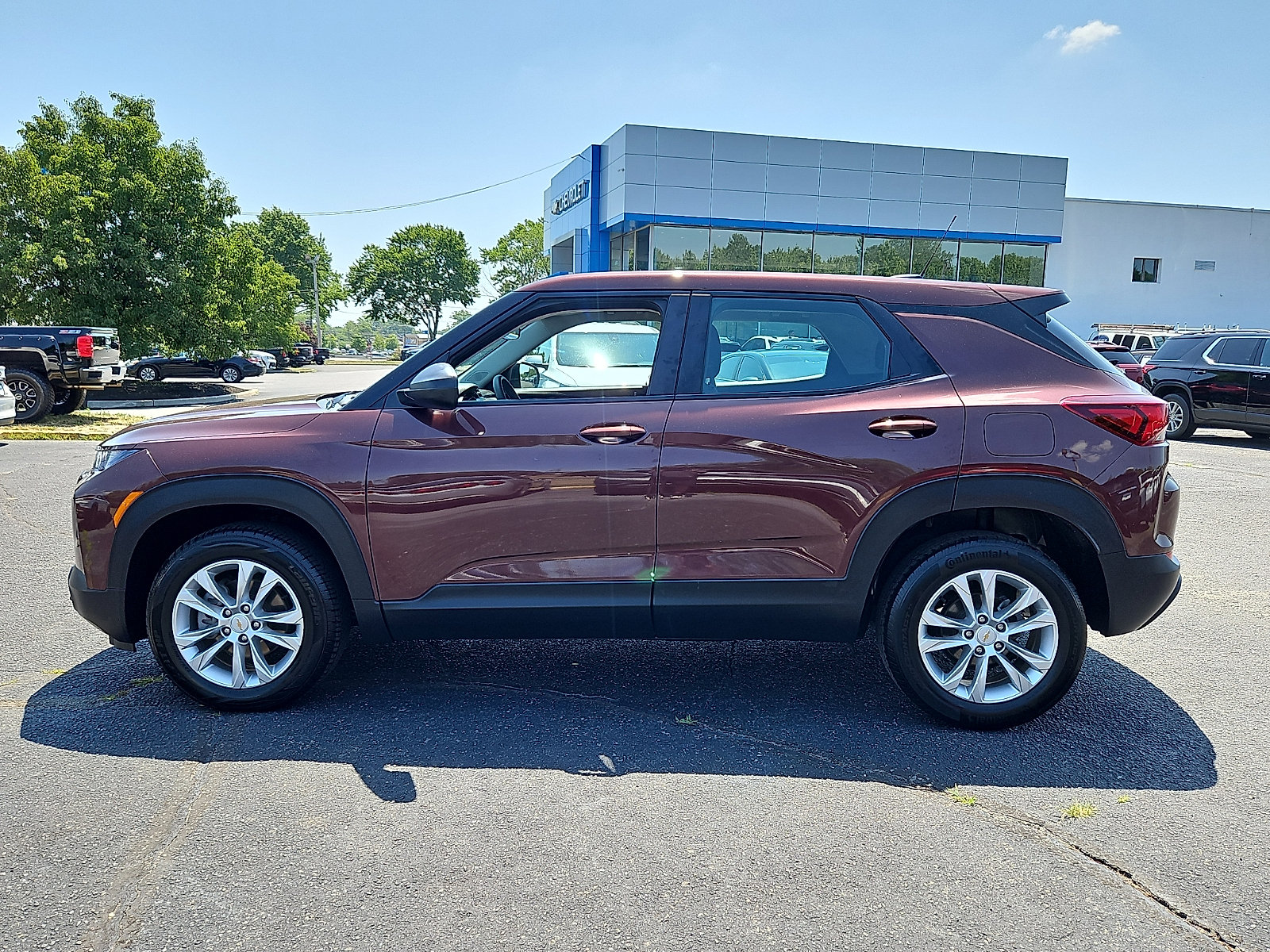 Used 2023 Chevrolet TrailBlazer LS AWD/4WD image 4