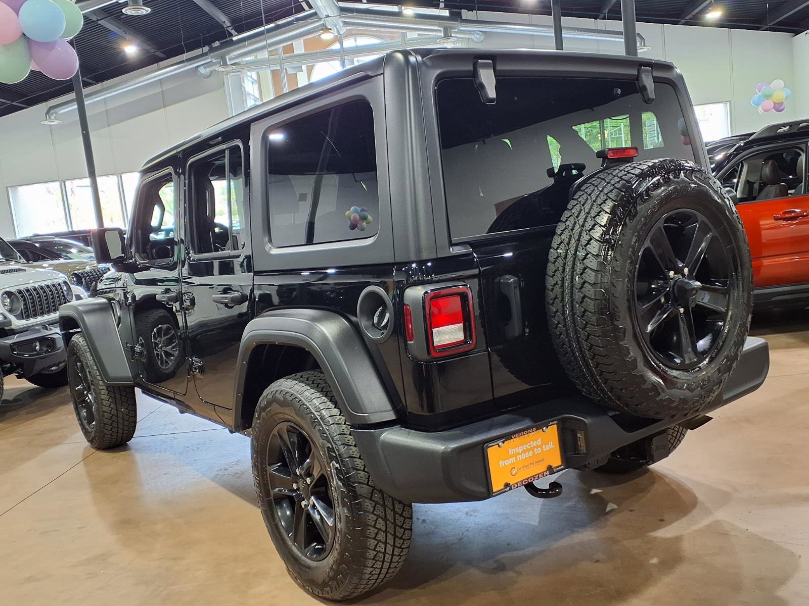 Used 2021 Jeep Wrangler Unlimited Sport AWD/4WD image 4