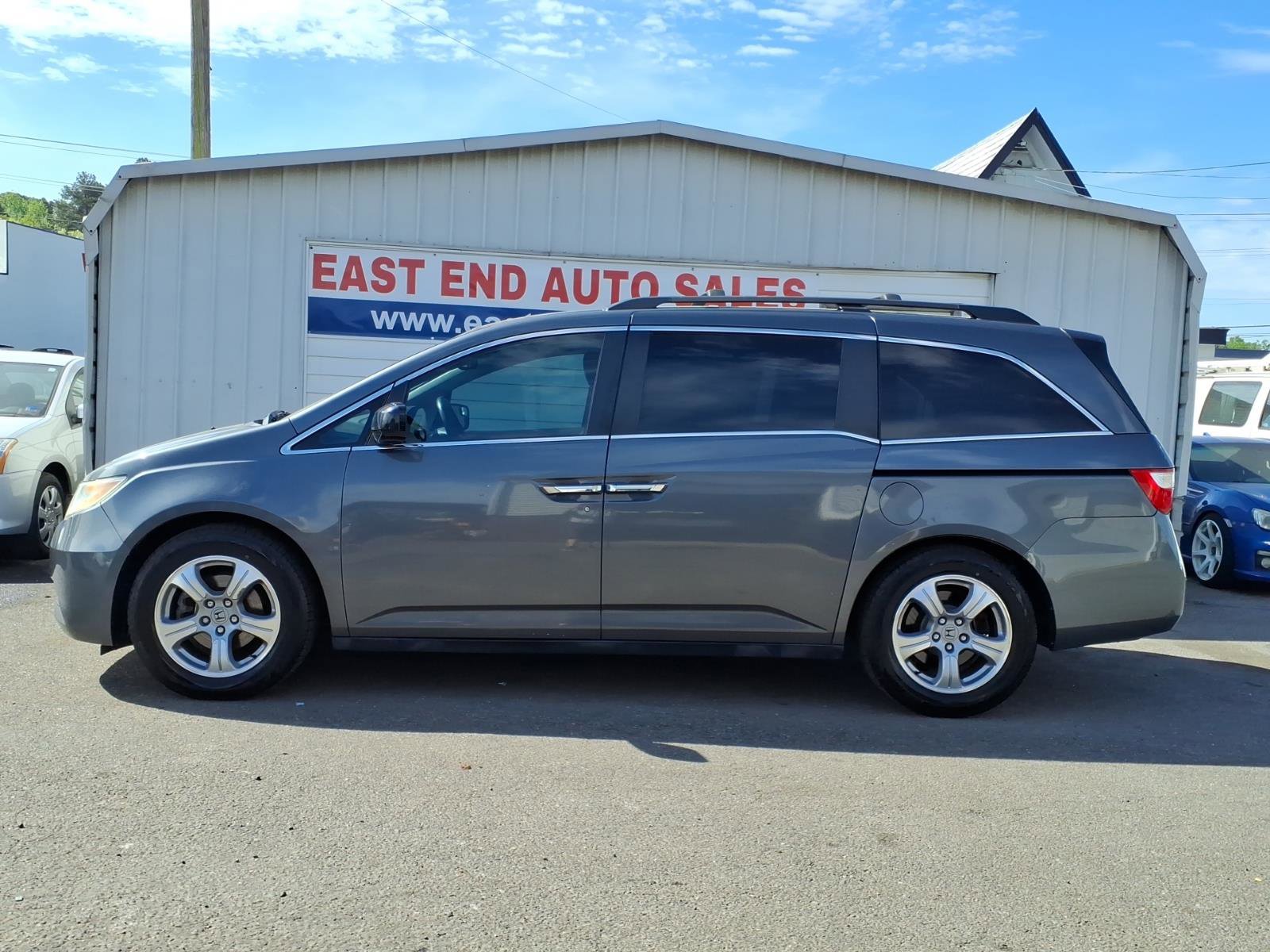 Used 2011 Honda Odyssey EX-L image 2
