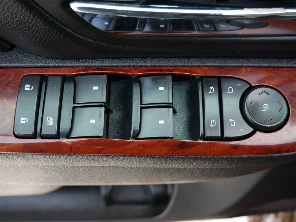 Used 2010 Chevrolet Tahoe LT w/ Luxury Package image 16