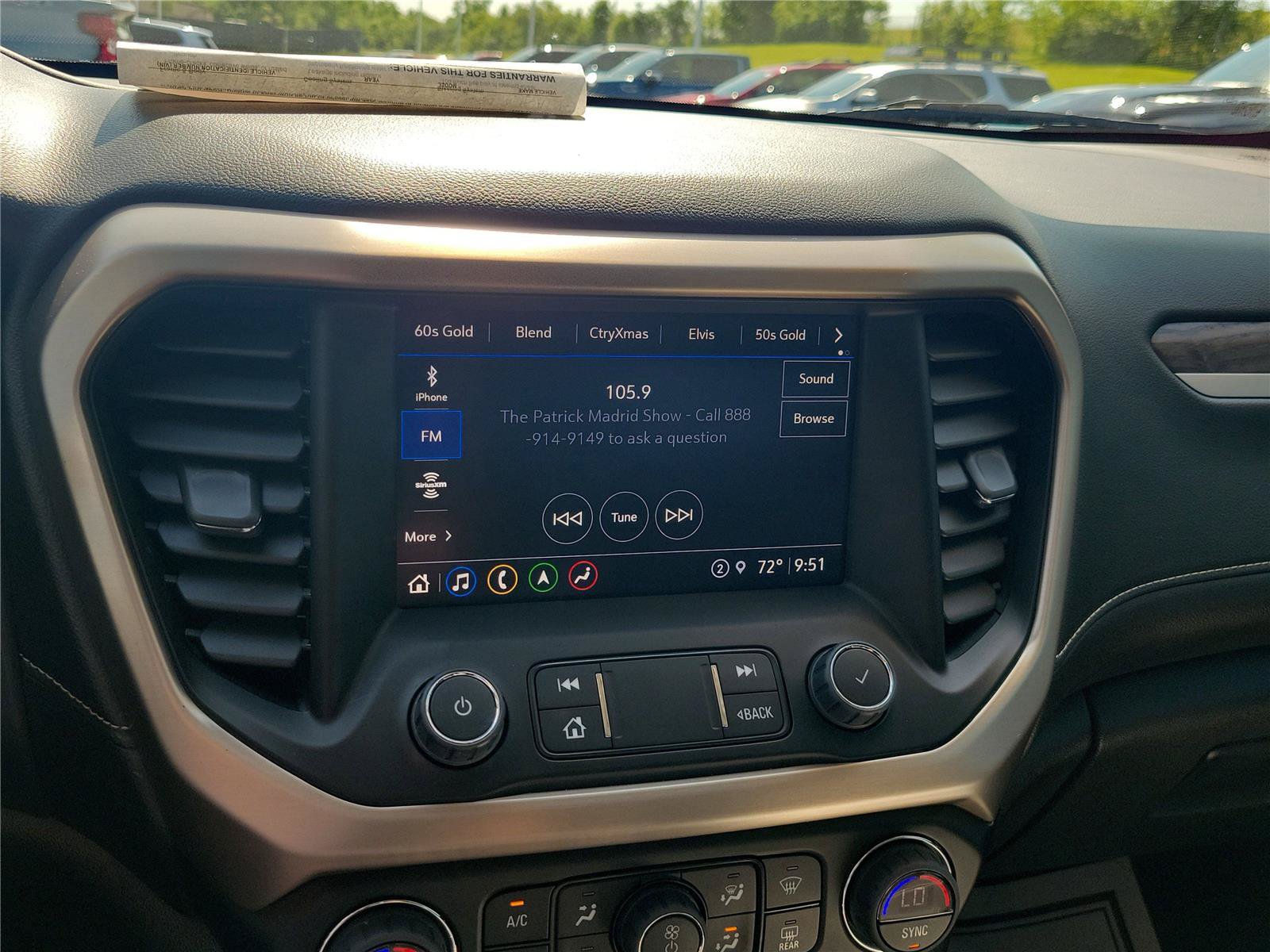 Used 2023 GMC Acadia Denali w/ Black Diamond Edition FWD image 29